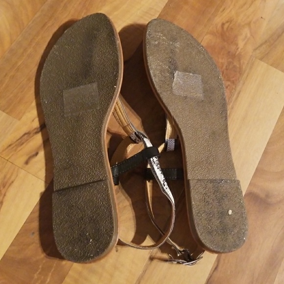 Charming Charlie Size 11 Thong Flat Sandals Shoes - Picture 5 of 5
